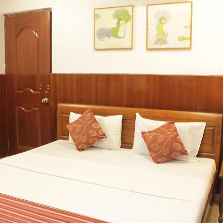 Happy Planet Bed & Breakfast เชนไน ภายนอก รูปภาพ
