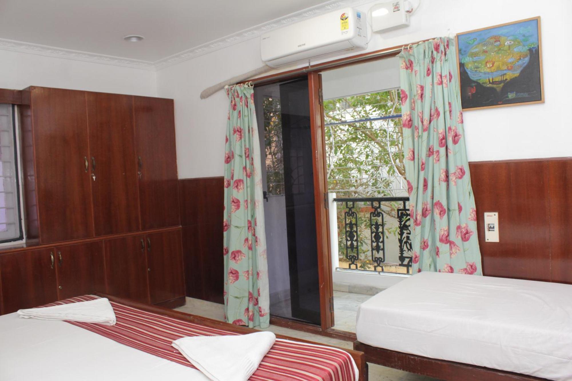 Happy Planet Bed & Breakfast เชนไน ภายนอก รูปภาพ